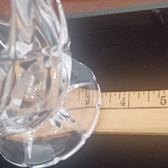 Marquis by Waterford Crystal 8" Vase - Picture 4 of 5